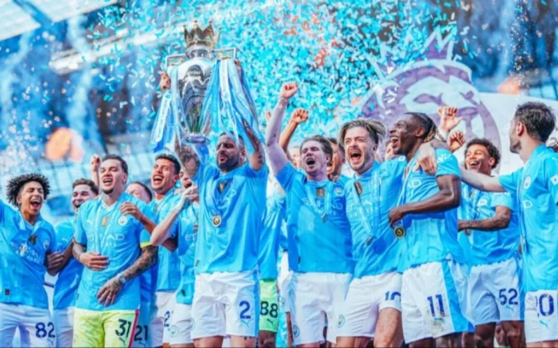 Manchester City pode enfrentar expulsão da Premier League após ser considerado culpado em 114 das 115 acusações financeiras