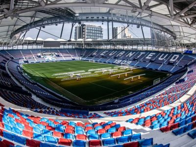Levante recebe o Barcelona em busca de surpreender na 5ª rodada da LaLiga, neste domingo às 11h15