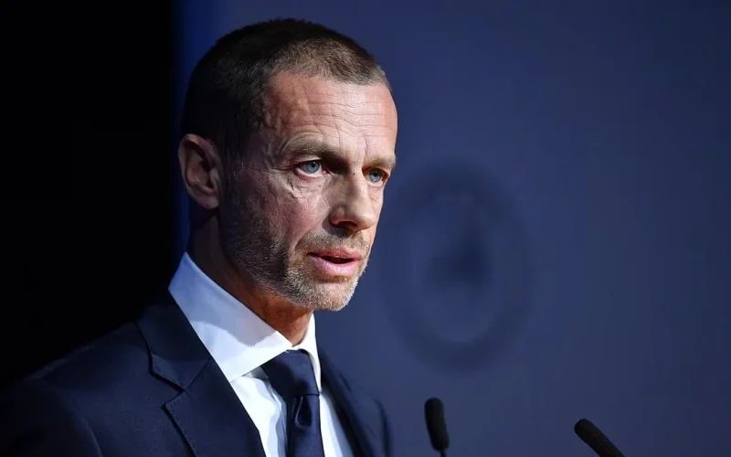 Čeferin critica proposta de investidores na FIFA e reafirma: "O futebol não está à venda"