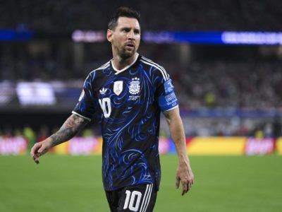 Felipe Melo declara Messi como maior jogador da história do futebol em evento em Buenos Aires