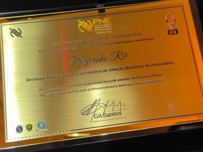 Rogerinho R9 é eleito Melhor Jogador da História do Futebol de Amputados em homenagem em Orlando
