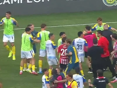Confusão marca vitória do Rosario Central sobre o Estudiantes na Supercopa da Argentina antes dos confrontos com o Flamengo na Libertadores