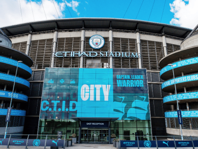 Etihad Airways avalia ação judicial contra Premier League após críticas à condução do caso Manchester City