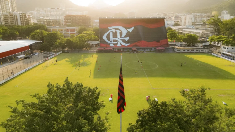 Flamengo acerta a contratação mais cara da história com Lucas Paquetá por R$ 315 milhões