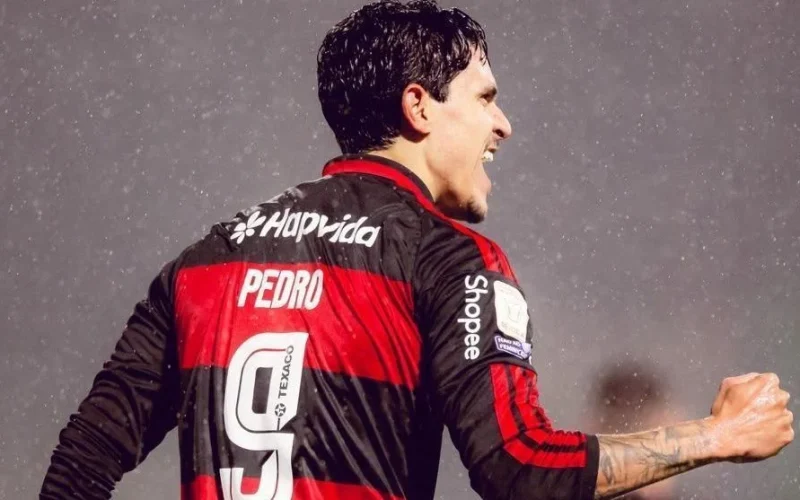 Ancelotti divulga pré-lista com jogadores do Flamengo para amistosos; Léo Pereira e Lucas Paquetá fora