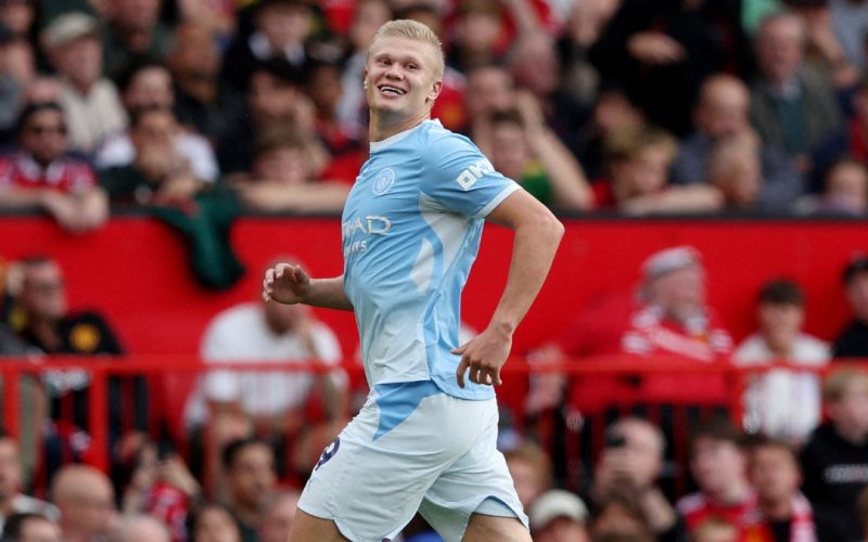 Erro de Arbitragem: Pro Ref admite falha em gol do Manchester City no derby contra o Manchester United