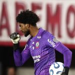 Corinthians tem três convocados na Seleção, mas apenas Hugo Souza se destaca em empate contra Estudiantes