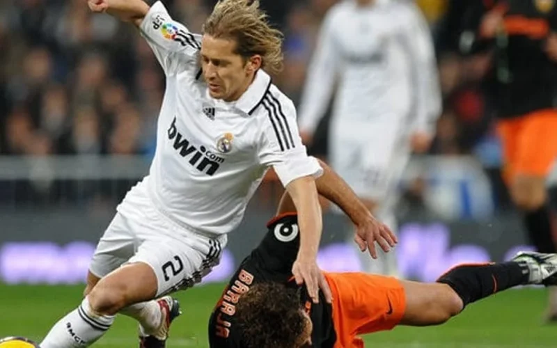 Míchel Salgado, ex-lateral do Real Madrid, é o novo treinador do North na Série D do Brasileiro