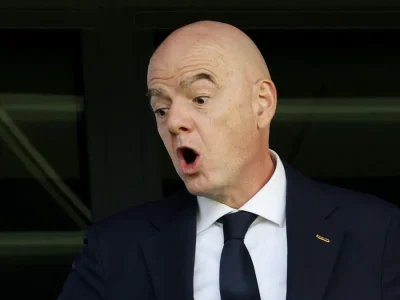 França retira apoio a Infantino na Fifa e propõe reforma na governança do futebol mundial