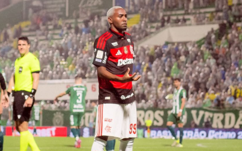 Flamengo fecha negociação para vender Lorran ao Al-Sharjah por 1,2 milhão de euros