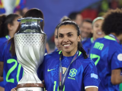 Estrelas do Brasil: Passagem pelo Mundial sub-20 de Futebol Feminino e suas Contribuições à Seleção Principal