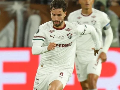 Matheus Martinelli, do Fluminense, é convocado para amistosos da Seleção Brasileira devido à lesão de João Pedro