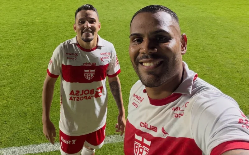 Mikael brilha no CRB e se torna o artilheiro do Brasil com 25 gols na temporada