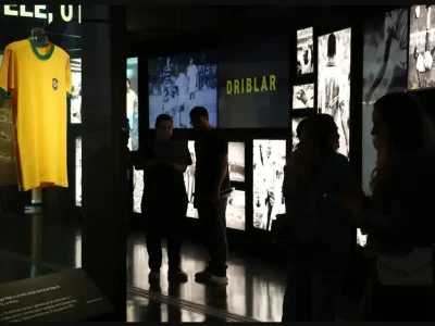 Férias no Museu do Futebol: atividades gratuitas e exposição de camisas históricas da Seleção até 2 de agosto