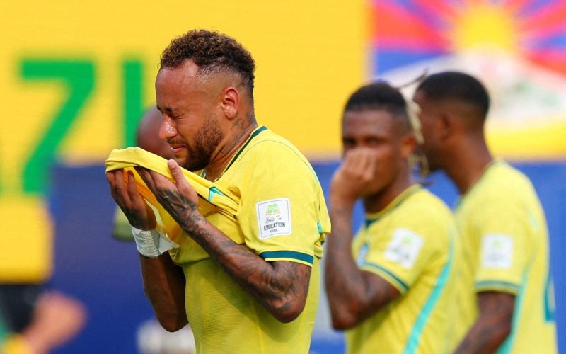 Neymar vive montanha-russa em despedida na Copa: gol, polêmica e lágrimas marcam eliminação do Brasil