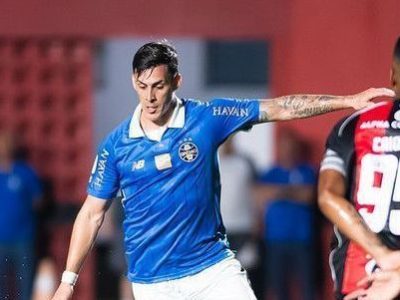 Vitória vence Grêmio por 1 a 0 e respira aliviado na luta contra o rebaixamento no Brasileirão