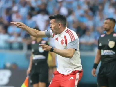 Pezzolano: “Sentimento de merda” após eliminação do Internacional; foco agora é no Brasileirão