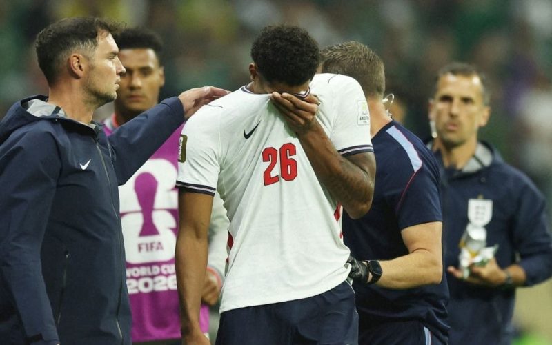FIFA suspende Jarell Quansah por dois jogos e o deixa fora das quartas de final contra a Noruega
