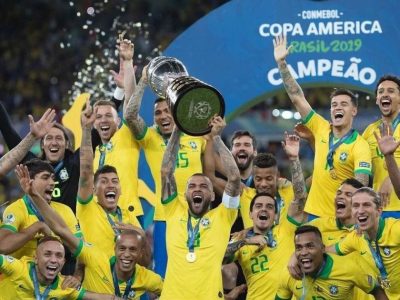 Santos se reforça com jogadores da geração campeã da Seleção Brasileira; Coutinho está próximo de ser anunciado