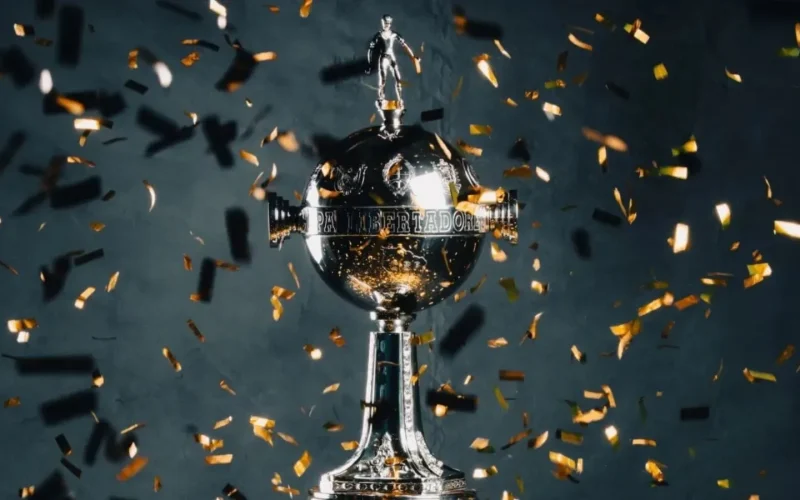 Conmebol escala árbitros para as quartas de final da Libertadores com quatro clubes brasileiros em ação