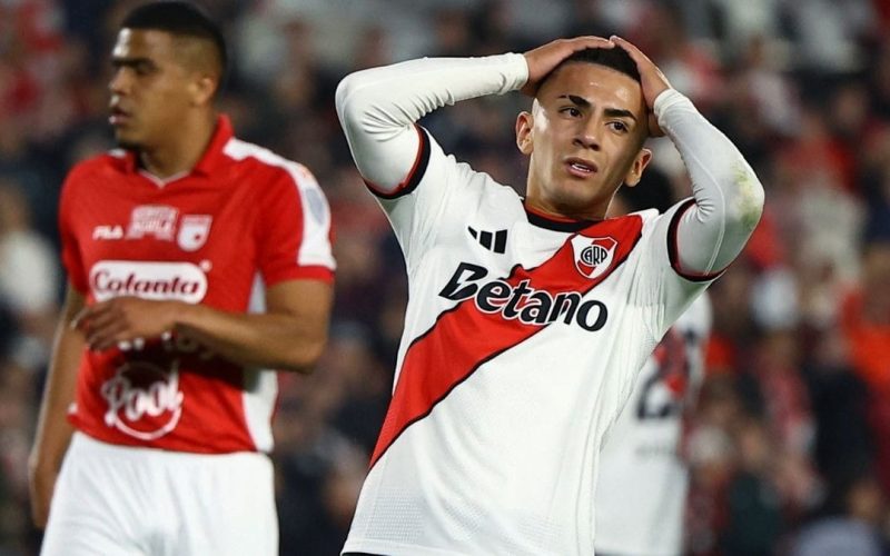 River Plate amarga nova eliminação na Sul-Americana e vê técnico na corda bamba após altos investimentos