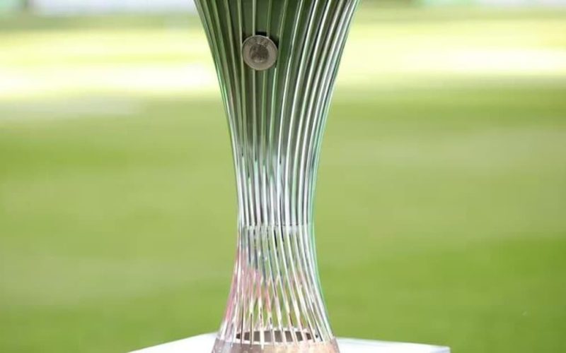 Sorteio da Conference League 2026/27 define duelos; Ajax enfrenta a Atalanta