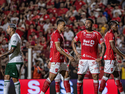 Vila Nova busca liderança da Série B diante do América-MG em Goiânia