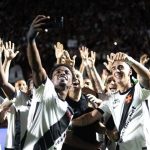Debate: Santos e Vasco devem priorizar o Brasileirão em detrimento das Copas?