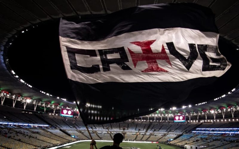 Vasco opta por São Januário e desiste de Maracanã contra o Palmeiras na Copa do Brasil