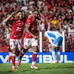 Vila Nova vence Londrina por 2 a 0 e se isola ainda mais na liderança da Série B