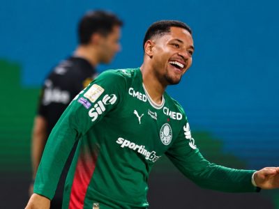 Palmeiras derrota São Paulo, reassume liderança do Brasileirão e mira Libertadores