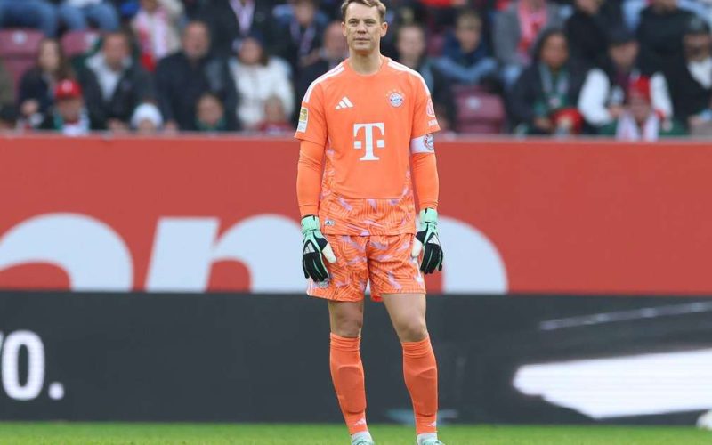 Manuel Neuer comete falha histórica e sofre gol mais rápido da Bundesliga contra o Augsburg