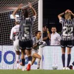 São Paulo segura empate contra o Corinthians e conquista inédito Brasileirão Feminino em grande festa no MorumBis