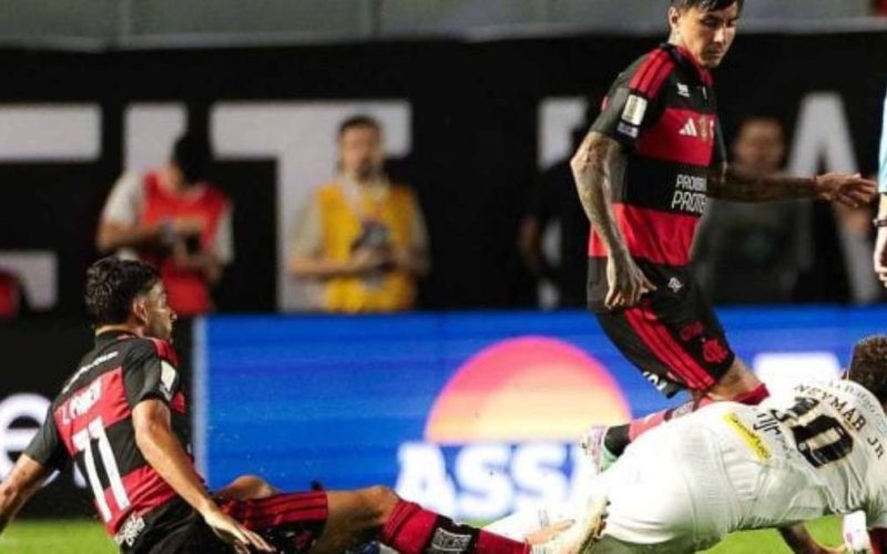 Flamengo reclama de erros de arbitragem em empate polêmico contra o Santos