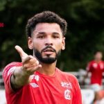 Rikelmi Emanuel, o 'Salah de Alagoas', brilha no Kowloon City com três gols em três jogos no futebol de Hong Kong