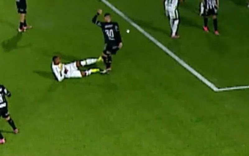 FCF protesta contra erros de arbitragem que prejudicaram o Brusque em jogos da Série C