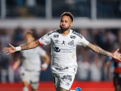 Palmeiras se aproxima do Flamengo após vitória sobre o Bahia e empate rubro-negro com o Santos