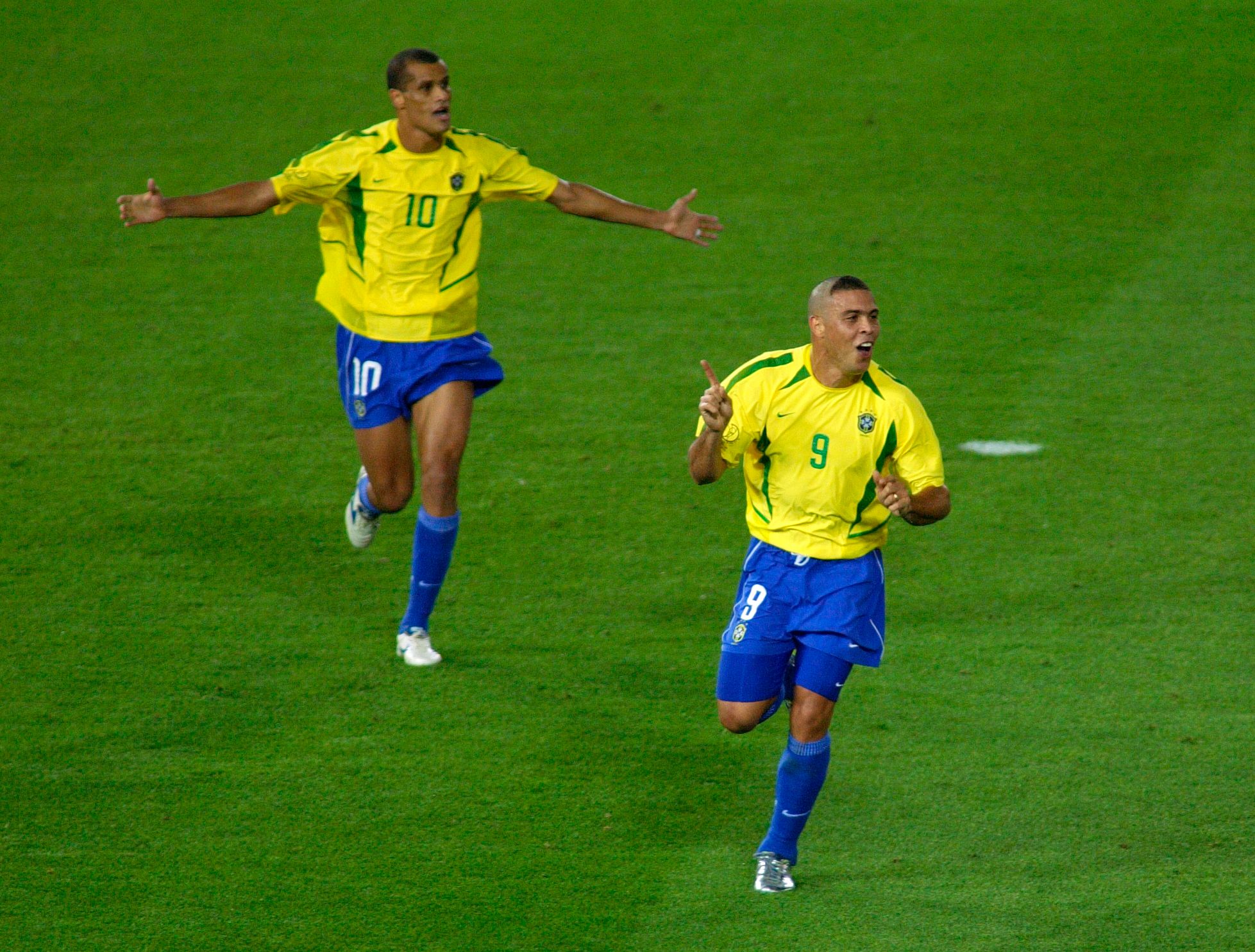 Leônidas e Ronaldo se destacam como os maiores artilheiros em eliminatórias de Copa do Mundo com 8 gols cada