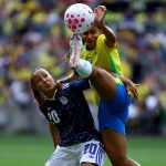 Brasil busca mais uma vitória contra a Argentina na Arena Pernambuco nesta terça-feira