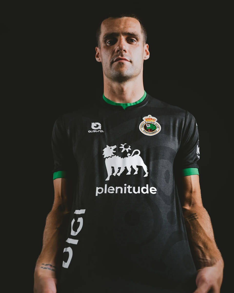 Racing Santander revela nova terceira camisa para a La Liga 2026-2027 com design inspirado na bandeira da Cantábria Terceira camisa do Racing Santander 2026-2027 Austral