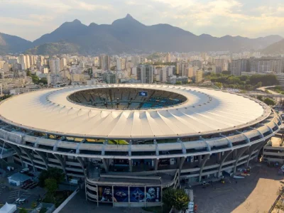 Futebol Carioca em Alta: Flamengo e Fluminense Brilham Enquanto Paulistas Enfrentam Crise