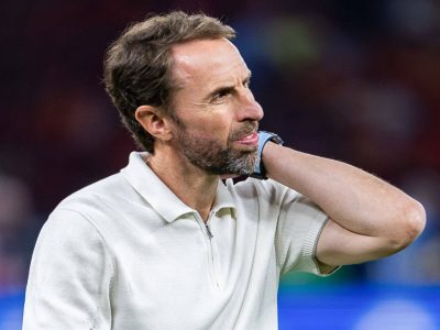 Gareth Southgate revela que pressão na seleção da Inglaterra extinguiu seu prazer pelo futebol e descarta retorno à Premier League
