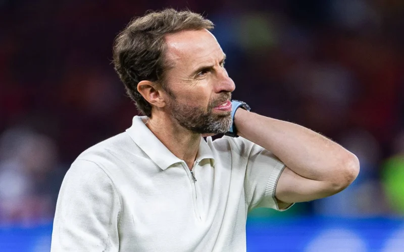 Gareth Southgate revela que pressão na seleção da Inglaterra extinguiu seu prazer pelo futebol e descarta retorno à Premier League