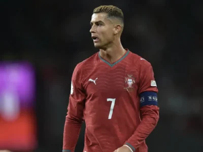 Cristiano Ronaldo é suspenso por 30 dias e multado após deixar seleção sem autorização