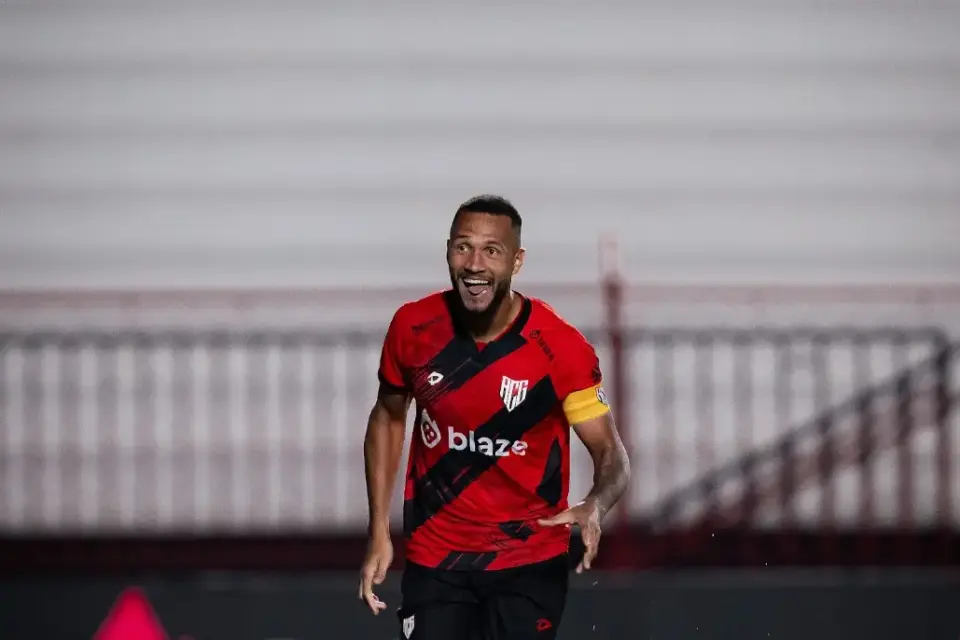 Atlético e Novorizontino se enfrentam em duelo decisivo pela Série B com foco no acesso à elite do futebol brasileiro