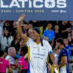 Ronaldinho Gaúcho anuncia retorno ao futebol pelo Ravenna e pode marcar seu 300º gol na carreira