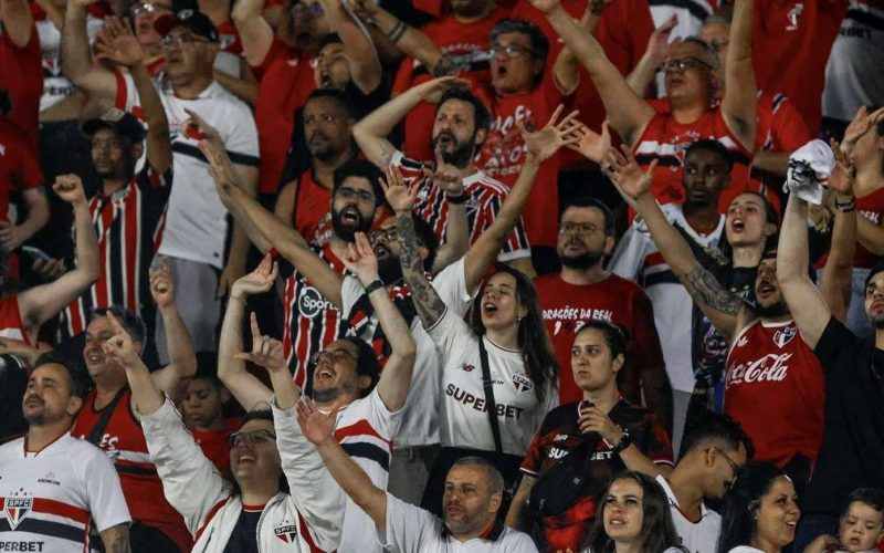São Paulo x Corinthians quebra recorde histórico de público na final do Brasileirão Feminino com 44.530 ingressos vendidos