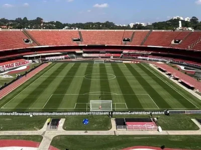 São Paulo e Santos se enfrentam em clássico decisivo pelo Brasileirão com possível estreia de Philippe Coutinho