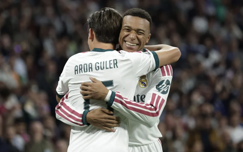 Real Madrid goleia RB Leipzig por 4 a 1 e mantém 100% na Champions League com grande atuação de Mbappé e gol de Bernardo Silva