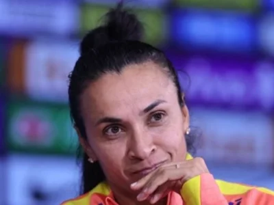 Netflix produz documentário sobre Marta, ícone do futebol feminino, em preparação para a Copa de 2027 no Brasil